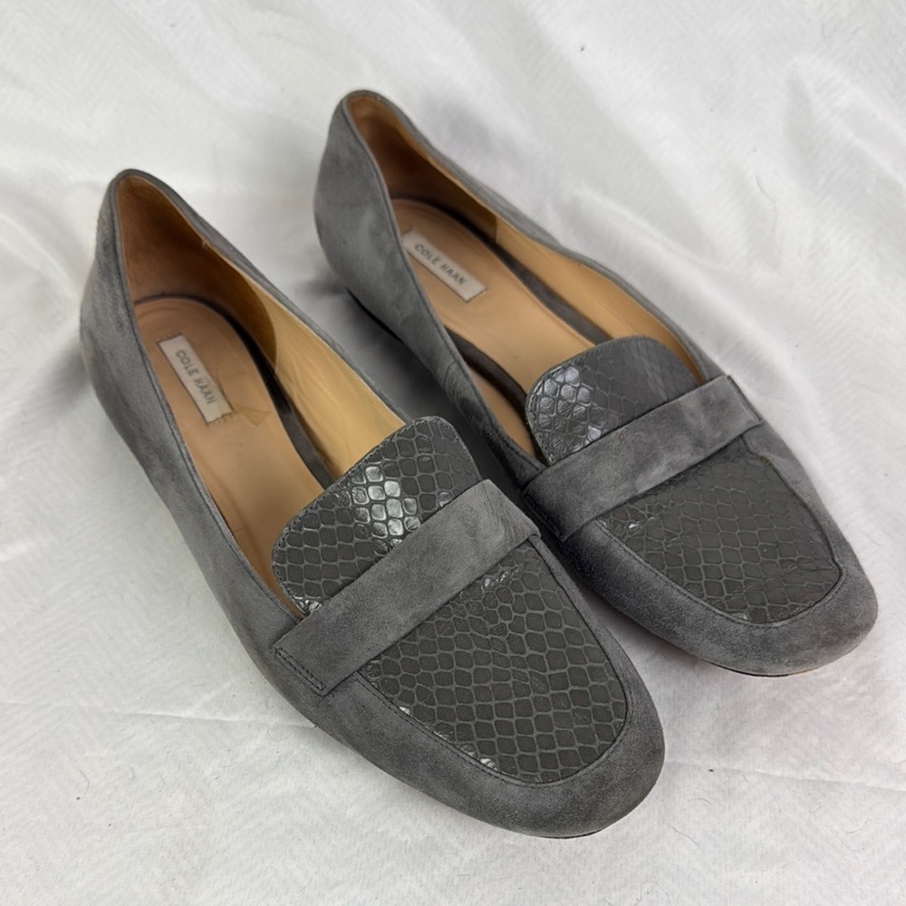 Cole Haan women’s Dakota loafer grey suede flats size 10